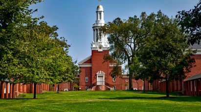 Yale Invierte En Fondo De $400 Millones Para Criptomonedas.